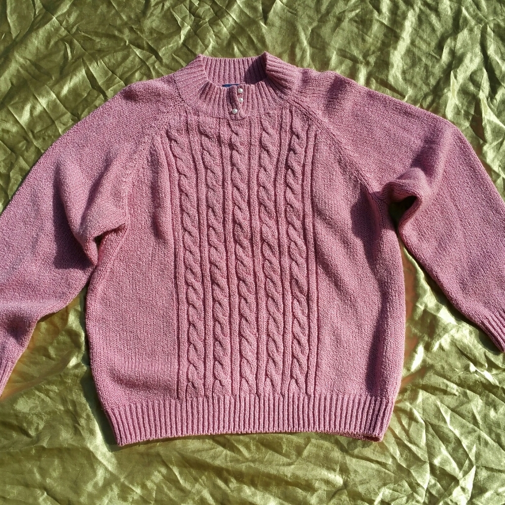 Karen Scott cable knit light rose pink sweater with pearl button mock neck